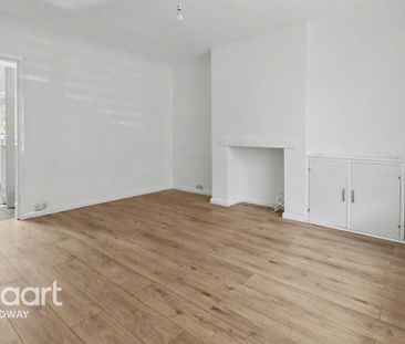 3 bedroom terraced house to rent - Photo 2