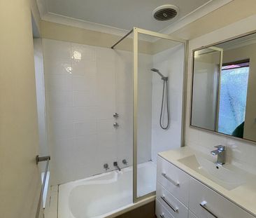 Spacious Two Bedroom Unit to call home! - Photo 6