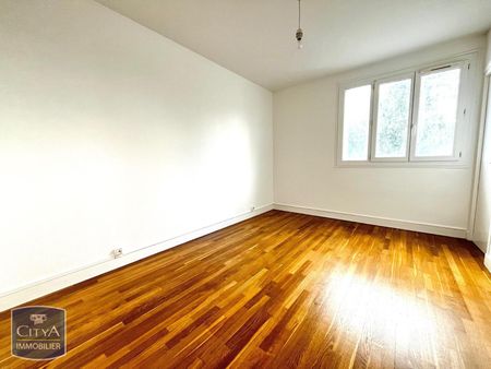 Location Appartement 3 pièces 51m² BOURGES 18000 - Photo 2