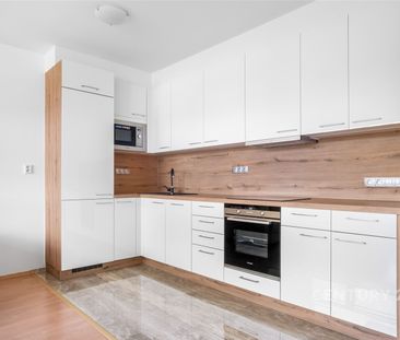 Pronájem bytu 2+kk 54 m², Štěpařská , Praha - Photo 4