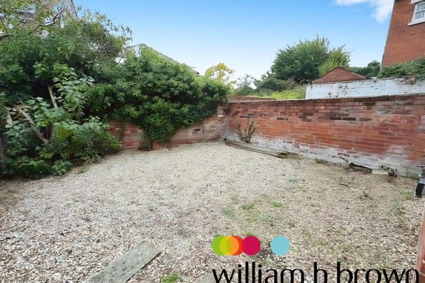 Beaconsfield Avenue - Photo 1