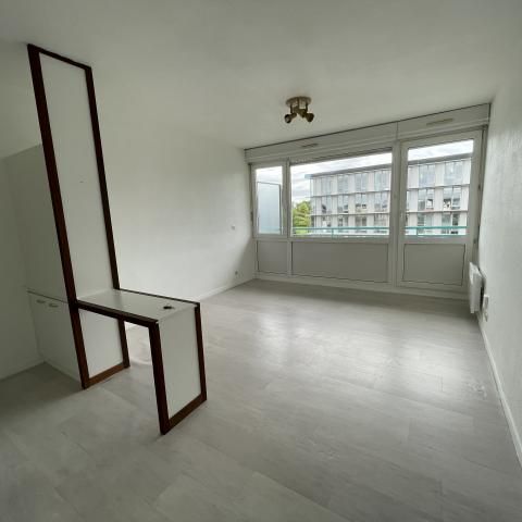 Location Appartement 1 pièce 25m² HEROUVILLE ST CLAIR 14200 - Photo 1