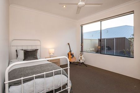 Fabulous Family Home - Photo 5