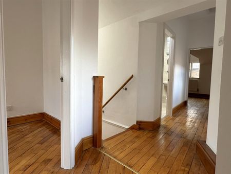 Market Street, Ellesmere. - Photo 4