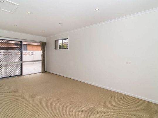 Hidden Gem! - Photo 1