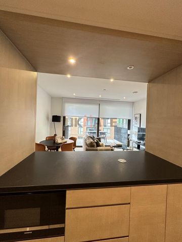 Embassy Gardens 4 Room 1 - Photo 4