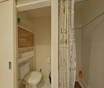 Location Appartement 1 pièce 30m² ST PIERRE DES CORPS 37700 - Photo 4