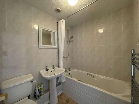 Kirkwood Avenue, Birmingham, B23 - Photo 4