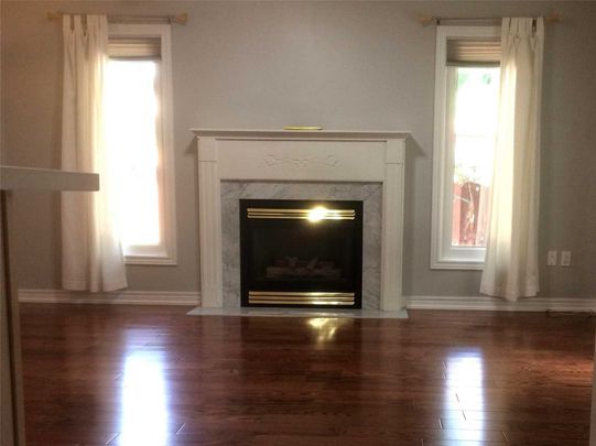 For Lease - 55 Ballymore Drive, Aurora, Ontario - Photo 1