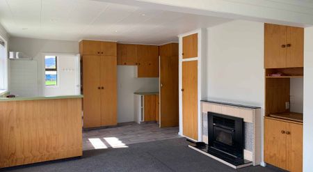 Walk to School - Photo 5