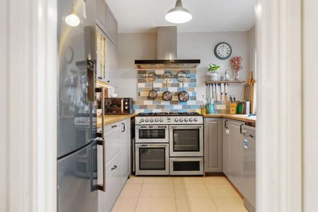 3 Bed Terraced House, Twickenham Close, CR0 - Photo 5