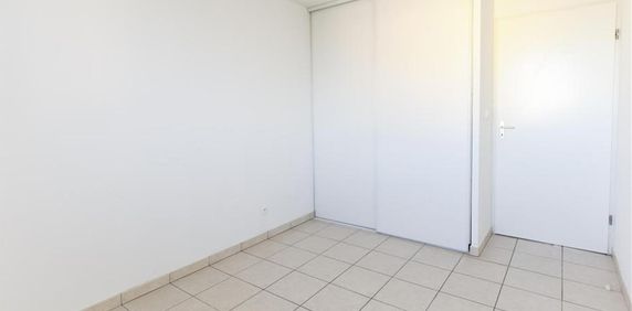 location Appartement T2 DE 48.5m² À BORDEAUX - Photo 2