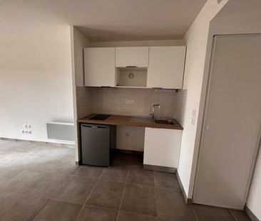 Location Appartement 2 pièces 45m² ST JORY 31790 - Photo 3
