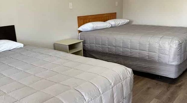 Studio Unit in Prime Papakura! - Photo 1