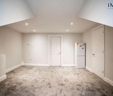 Malcolm Close, Oakfield Road, London, SE20 - Photo 3