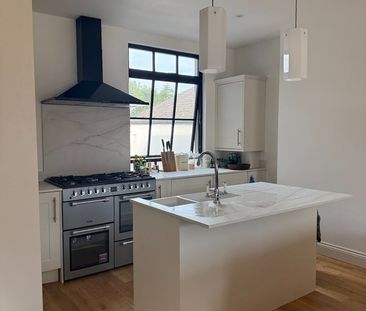 3 Bed Flat, Queen's Park, NW10 - Photo 5