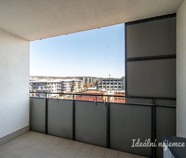 Pronájem bytu 1+kk 30 m² - Fotografie 6