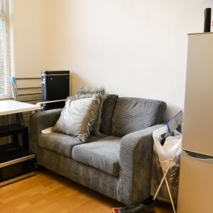 1 Bedroom Apartment - Photo 3