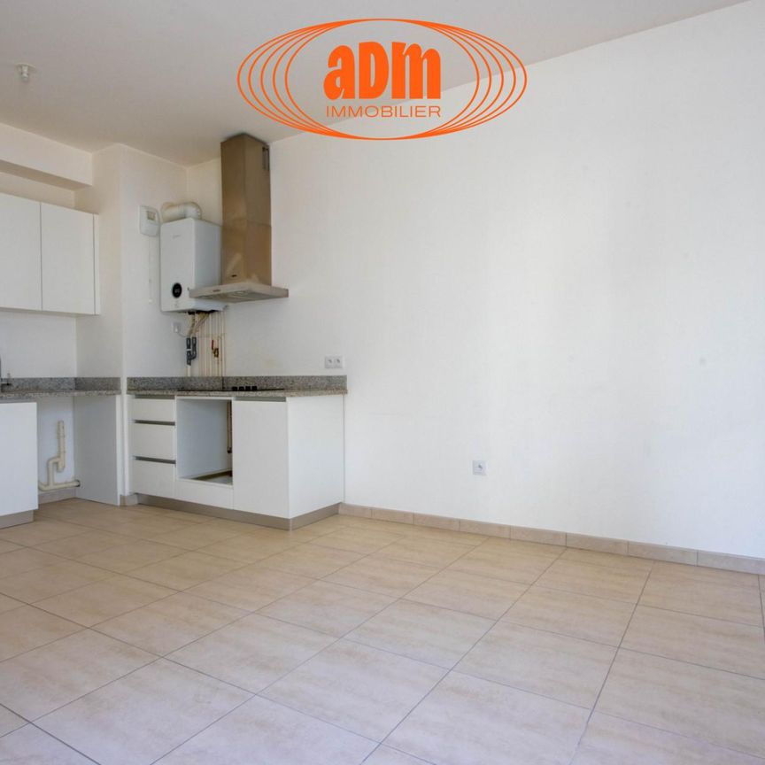 Vente STUDIO LIBRE DE SUITE EN RDC - Photo 1