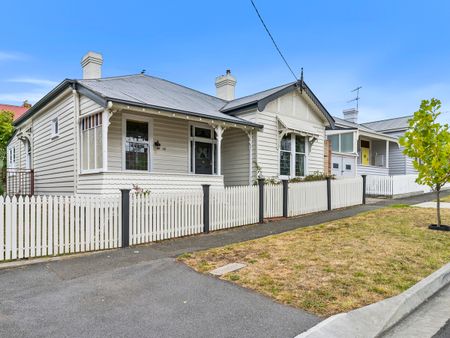 36 Lochner Street West Hobart TAS 7000 Australia - Photo 3