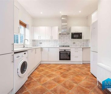 Woodside Park Road, North Finchley, London, N12 - Photo 6