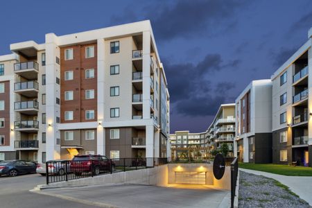 Emerald Place - Photo 3