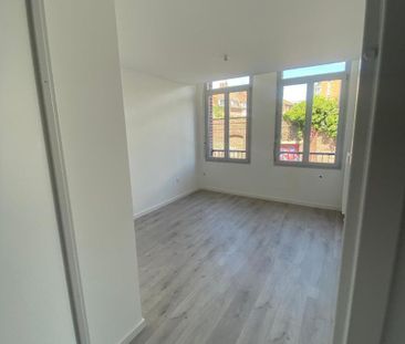 Location Appartement 2 pièces 41m² ROUBAIX 59100 - Photo 3