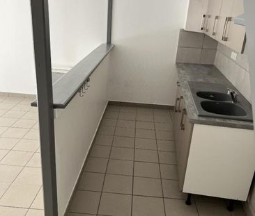 Location Appartement 3 pièces 63m² CHAUVIGNY 86300 - Photo 3