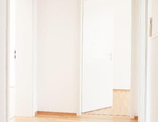 Helle 2-Raum Wohnung in der Bahnhofsvorstadt - Photo 1