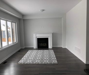 For Lease - 1466 Stovell Crescent, Innisfil, Ontario - Photo 1