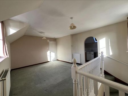 2 bedroom property to rent - Photo 3