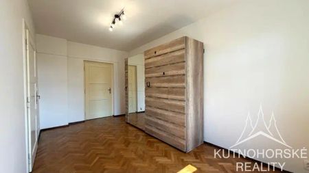 Pronájem bytu 3+1 s terasou a zahrádkou 72 m - Photo 2