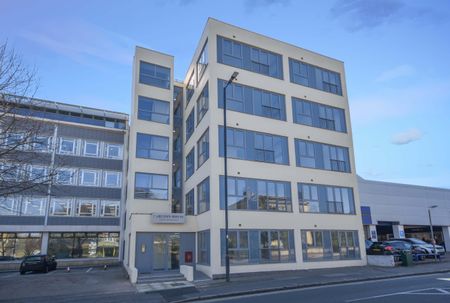 New London Road, Chelmsford - Photo 5