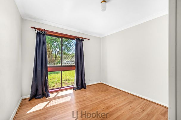 SINGLE LEVEL & NEAT AS A PIN - Photo 1