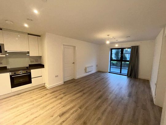 2 bedroom flat to rent - Photo 1