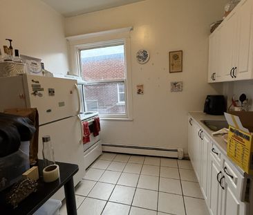 347 Elgin Street - B - Photo 5