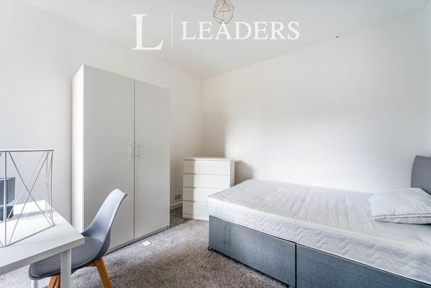 5 bedroom terraced house to rent - Photo 1