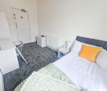 1 bedroom house of multiple occupation to rent - Photo 4