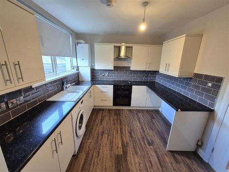 4a Innishargie Gardens, Bangor, BT19 1SN - Photo 5