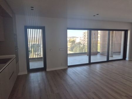 2 room luxury Flat for rent in Faro, Distrito de Faro - Photo 3