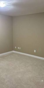 $2,200 / 2br - 1330ft2 - Bedford Landing 2Bdrm Suite - 1330 Sqr Ft (F - Photo 3