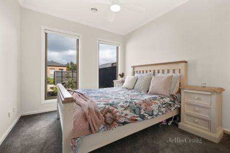 13 Riverside Place, Brown Hill - Photo 4