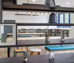 Silver Room - Photo 4