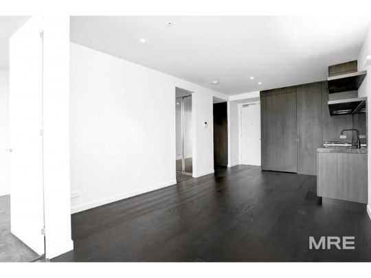 1112/33 Blackwood Street, North Melbourne - Photo 1