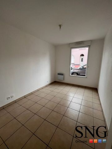 F2 EN RDC REFAIT A NEUF - Photo 2