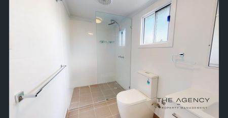 Spacious 3 Bedroom Home! - Photo 4