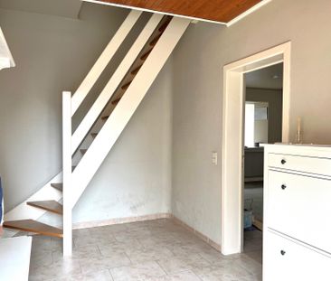 Ruime woning met 3 slaapkamers, garage en tuin. - Photo 3