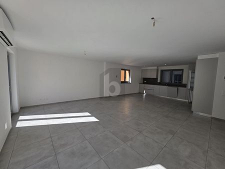 MODERNO IN POSIZIONE SOLEGGIATA - Photo 2