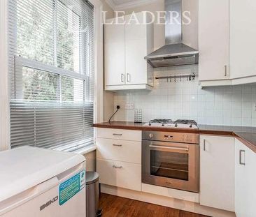 Blackborough Road, Reigate, RH2 - Photo 5