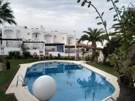 Alquiler de chalet adosado en Calle Embrujo, 1 - Foto 4